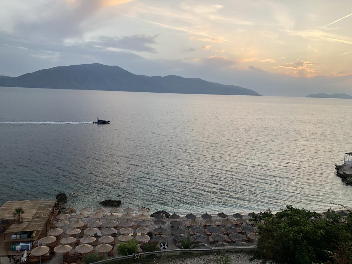 Envi Hotel فلورا المظهر الخارجي الصورة